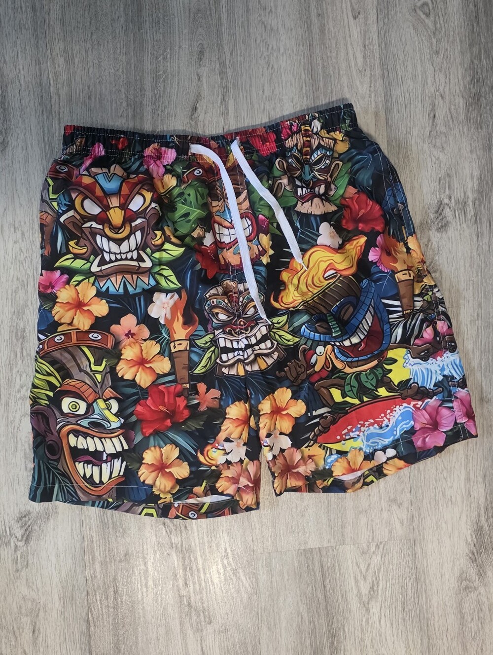 NWOT Mens Med OUKU Swim Shorts Tiki Hawaiian Floral